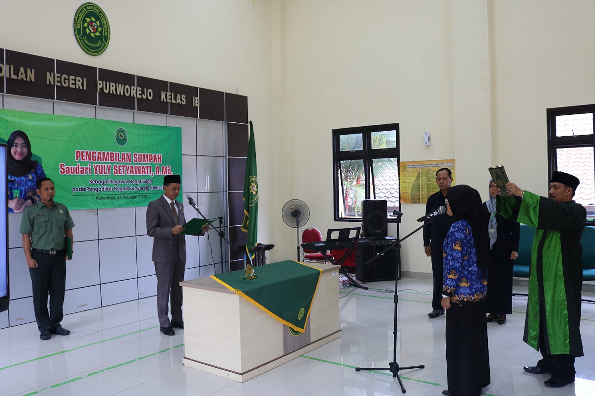 pelantikan pns pengadilan