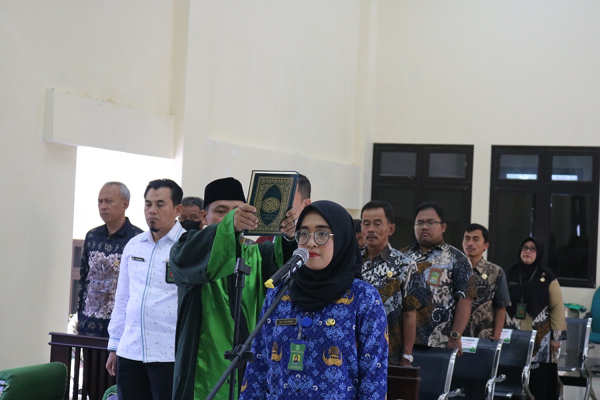 pelantikan pns pengadilan