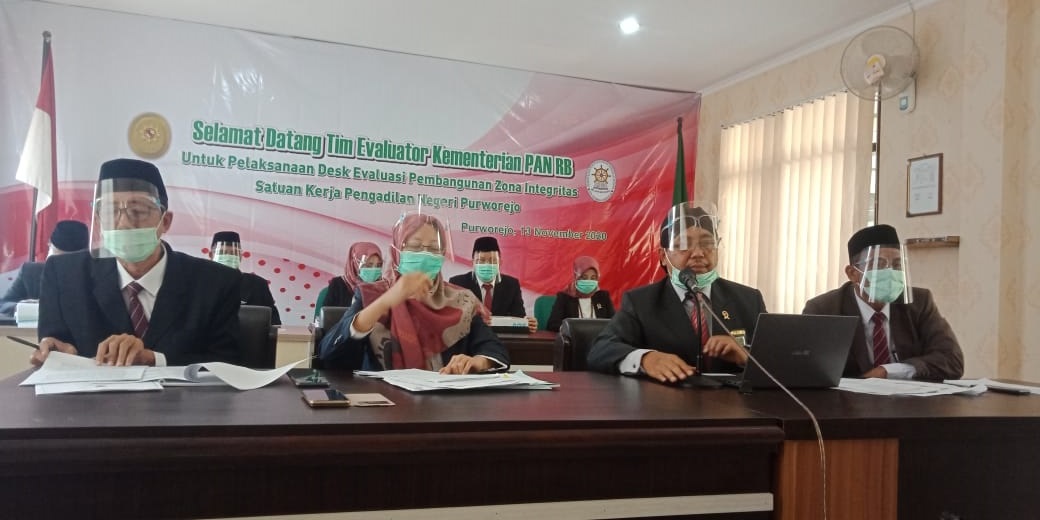 Desk Evaluasi Zona Integritas Menuju WBK/WBBM Tahun 2020 PN Purworejo Oleh Tim Kemenpan RB